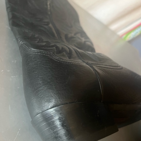 Ariat | Black Leather Cowboy Boots - Men’s - Picture 4 of 11